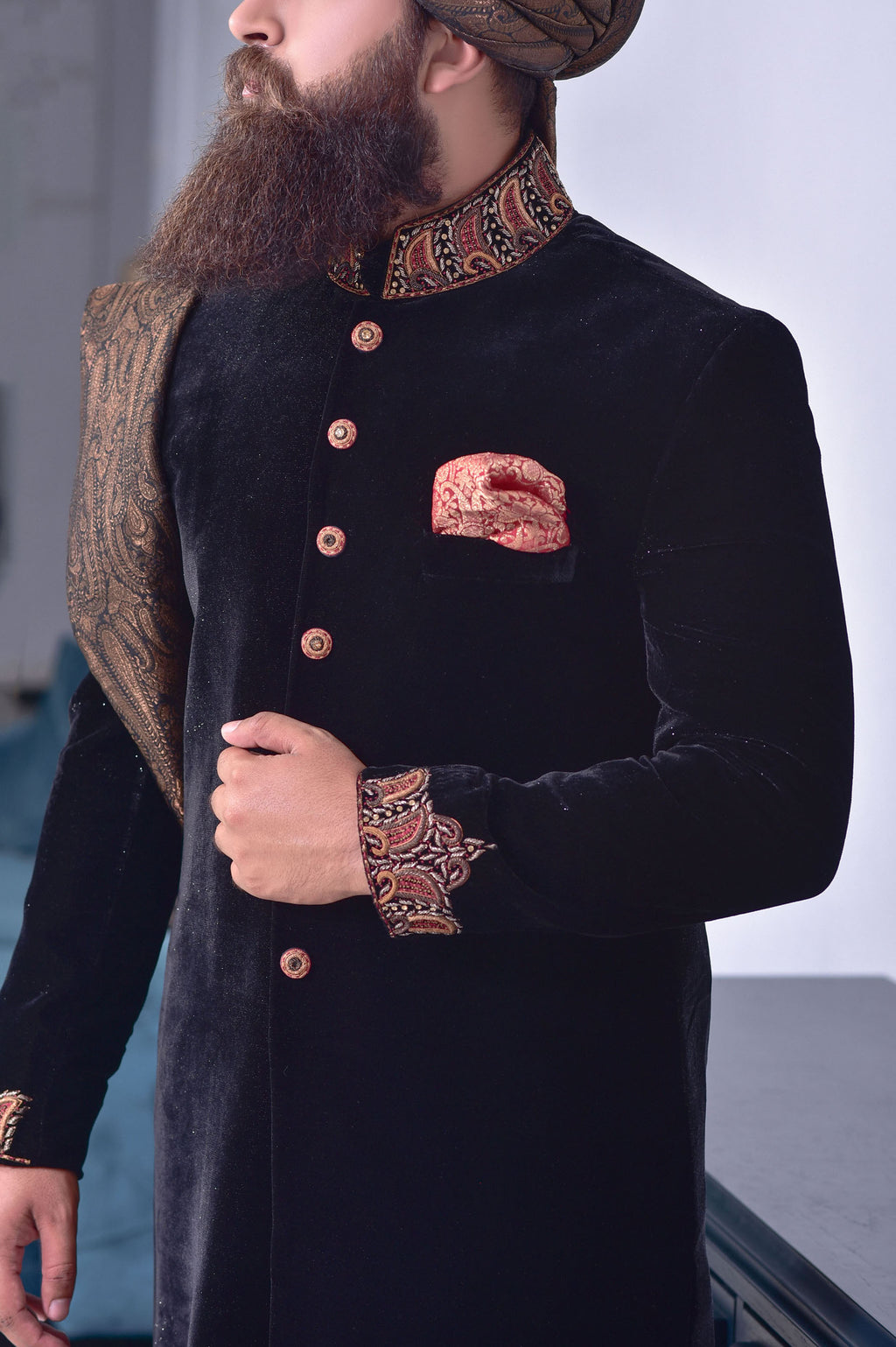 Hashmi Sherwani