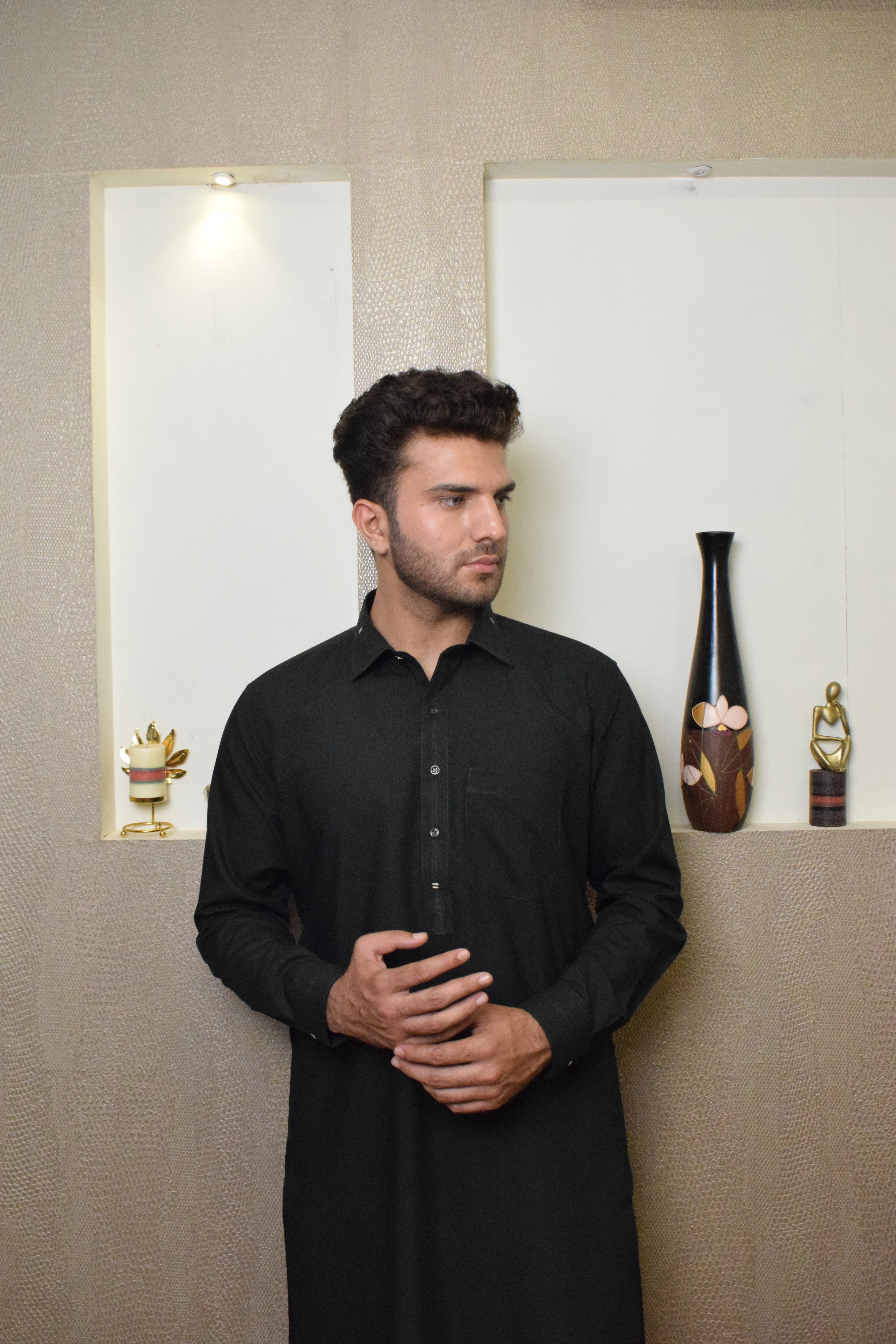 BLACK KAMEEZ SHALWAR