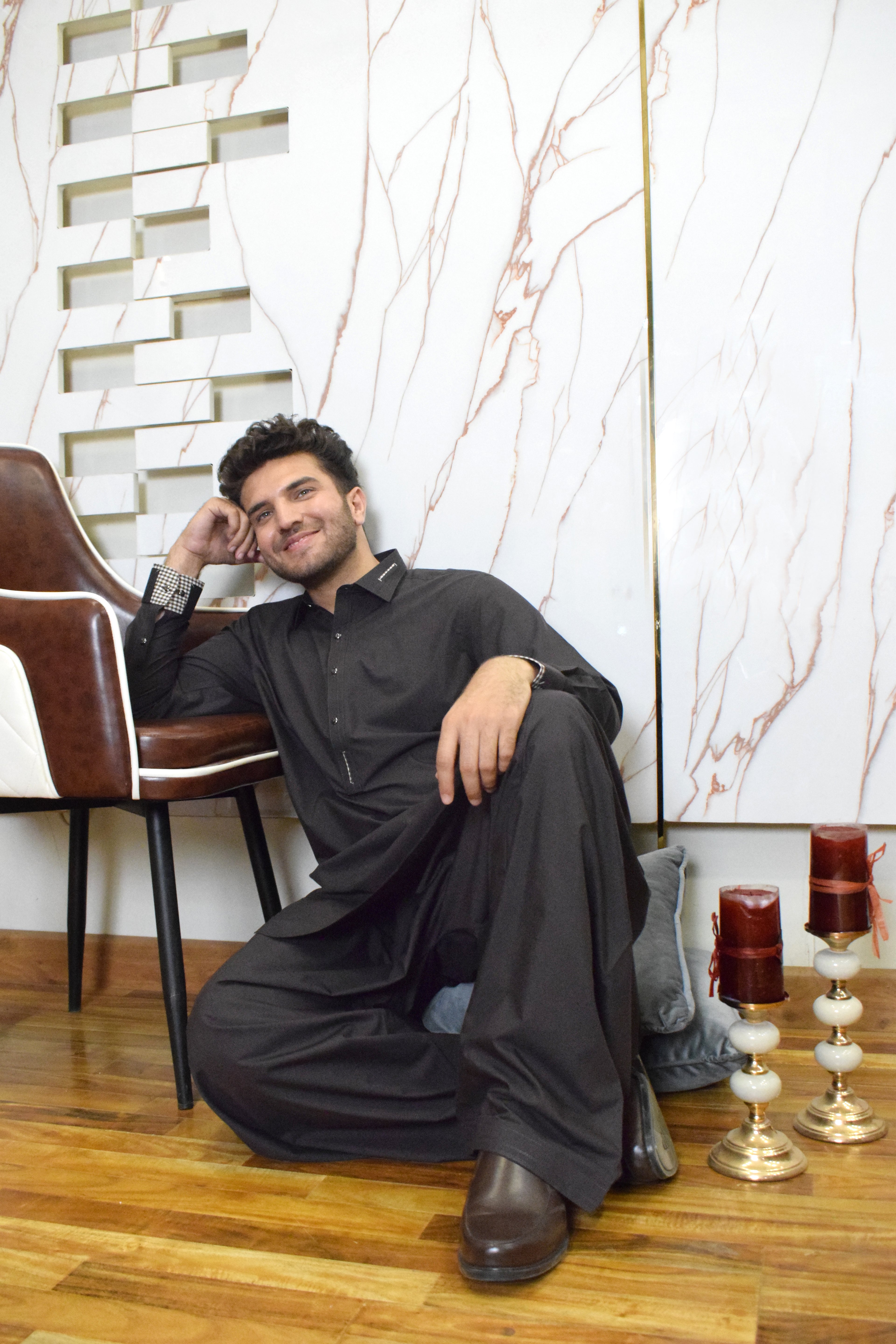 BLACK COLLAR KAMEEZ SHALWAR