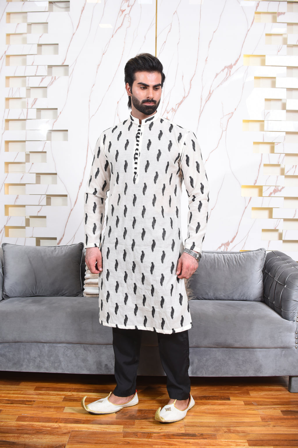 Off White Kurtra
