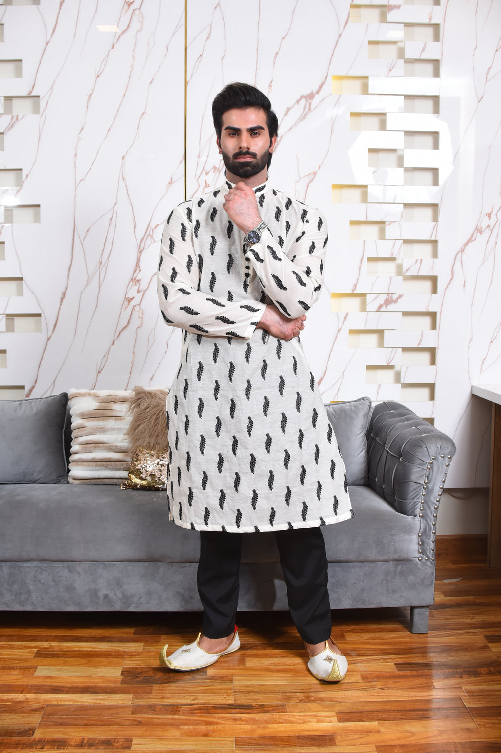 Off White Kurtra