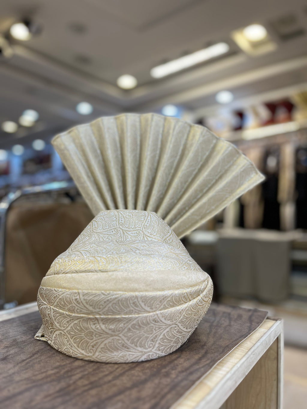 Classic Cream Gold Turban